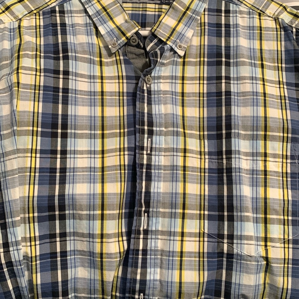 Men’s Nautica long-sleeve shirt (XL)